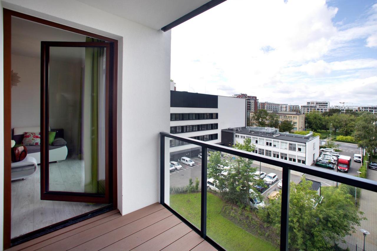Cybernetyki 6B Serviced Accommodation Варшава Экстерьер фото